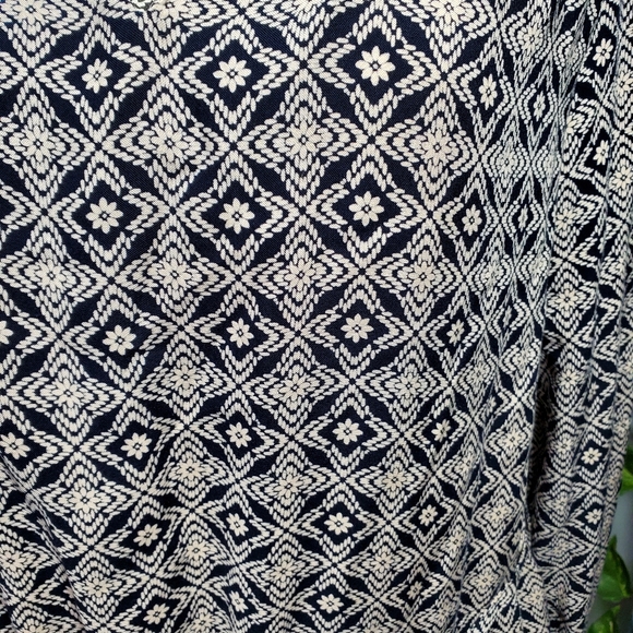 Suzy Shier long sleeve dress, small - Picture 3 of 11